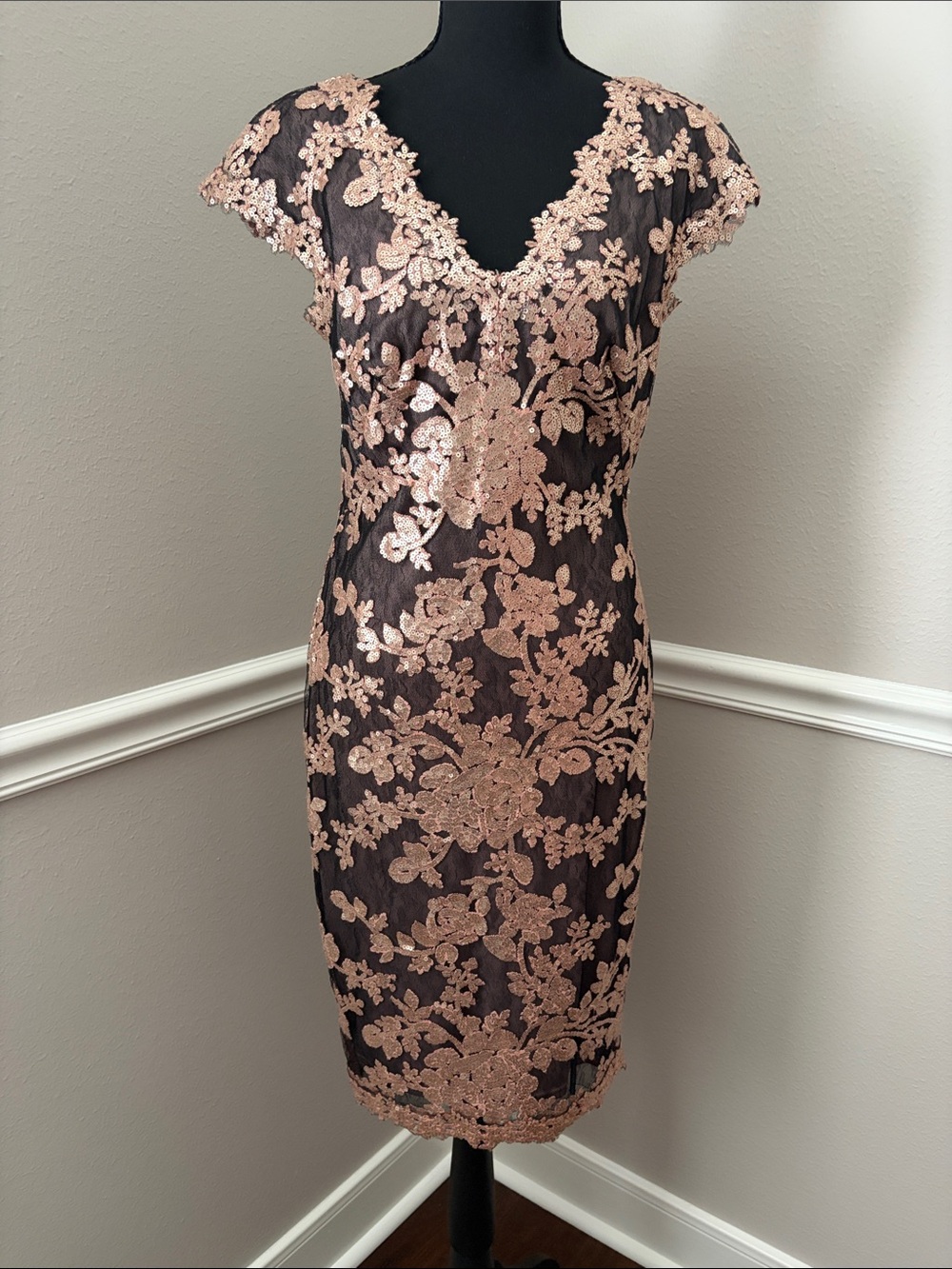 Rose Gold Floral Lace Sheath Dress - Women's
